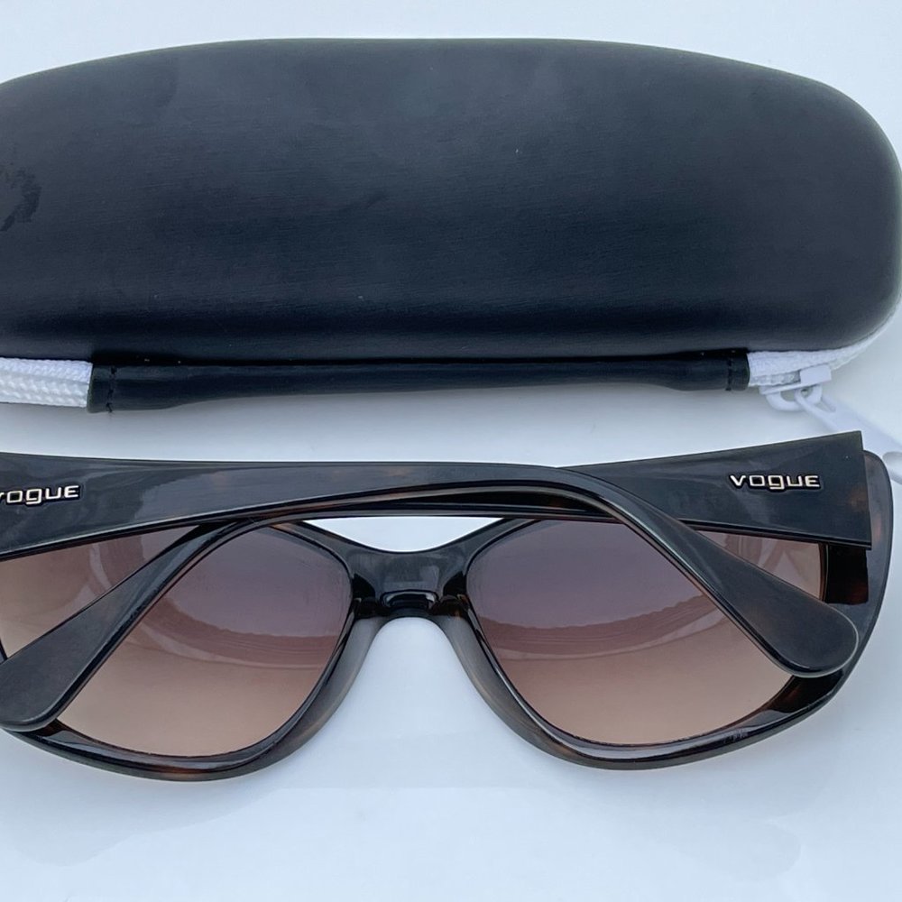 Vogue Women Sunglasses Brown Made in Italy W/ Case - Picture 2 of 9